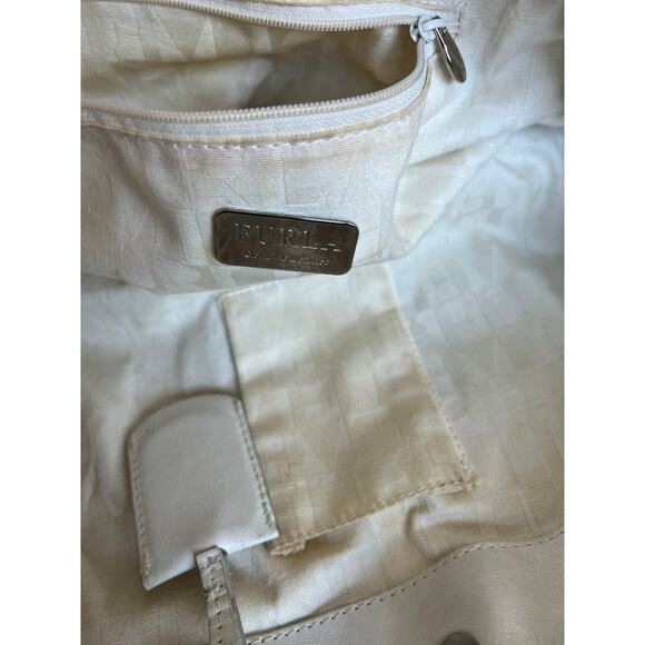FURLA Ruched White X-Large Leather Shoulder Bag Purse Tote - Picture 6 of 15